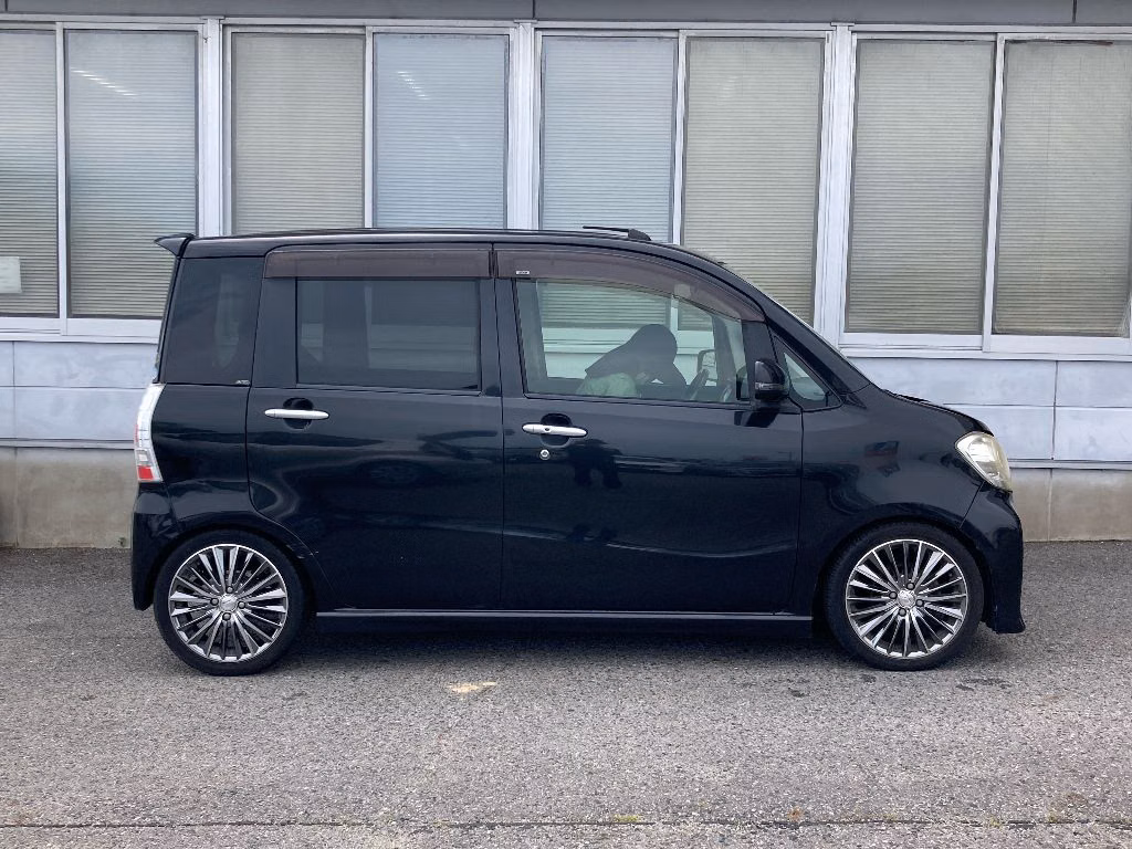 DAIHATSU TANTO EXE