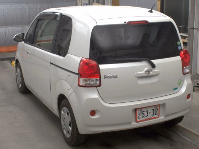 TOYOTA PORTE