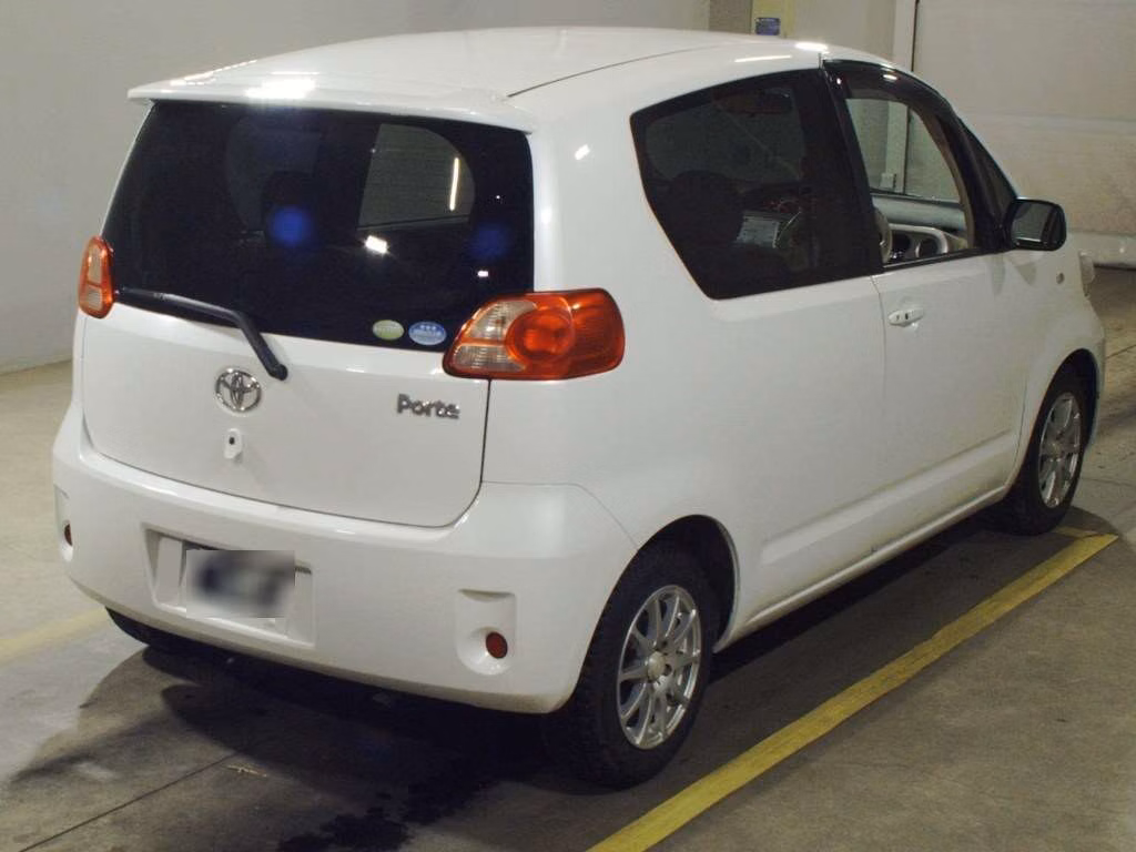 TOYOTA PORTE