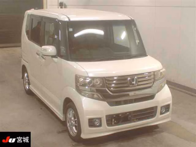 HONDA N-BOX