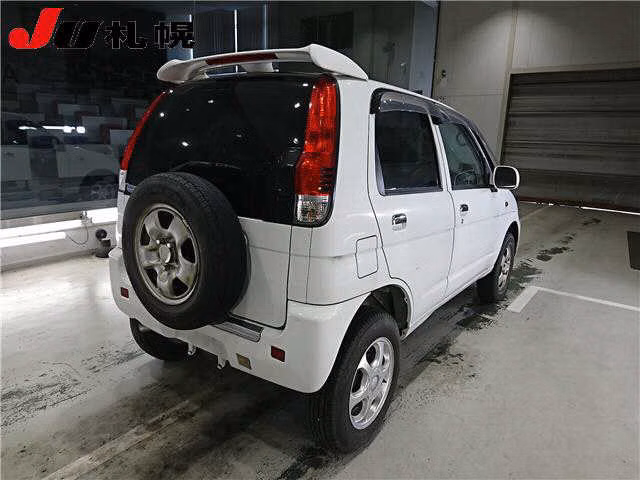 DAIHATSU TERIOS KID