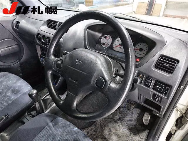 DAIHATSU TERIOS KID