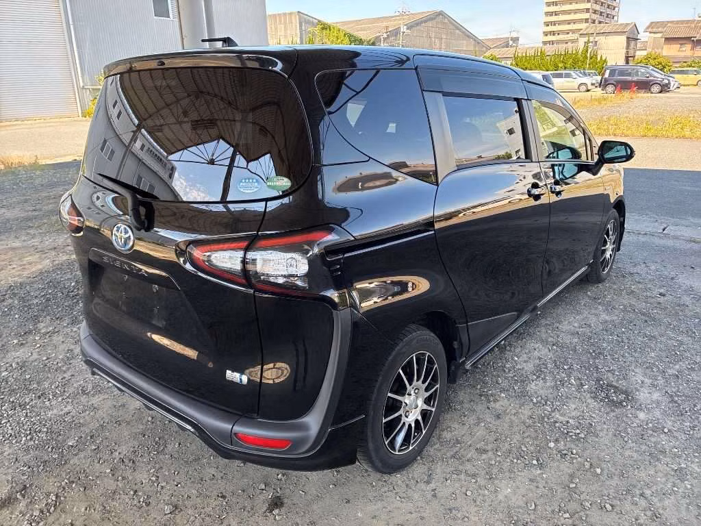 TOYOTA SIENTA