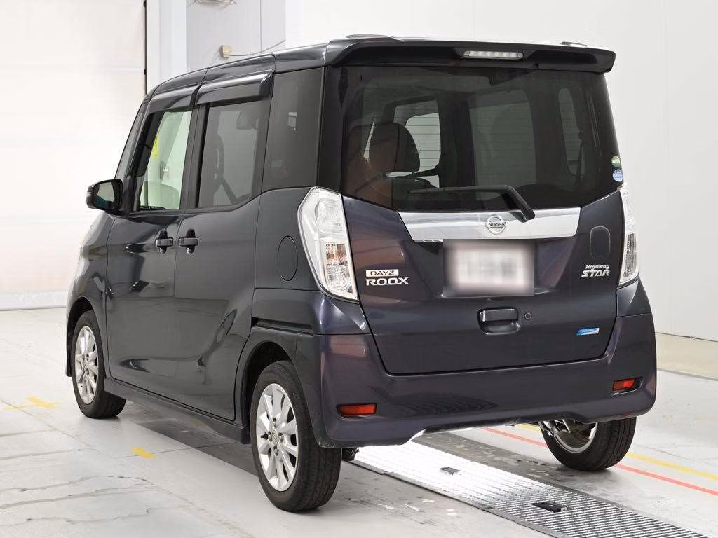NISSAN DAYZ ROOX