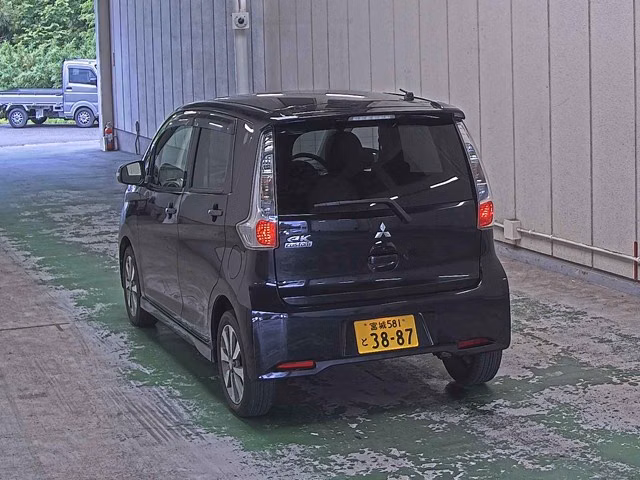 MITSUBISHI EK CUSTOM