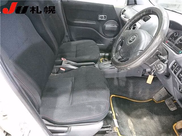 DAIHATSU TERIOS KID