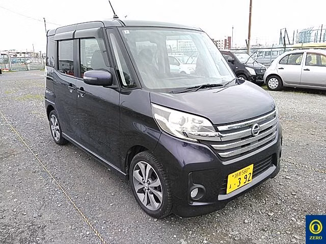 Nissan DAYZ Roox