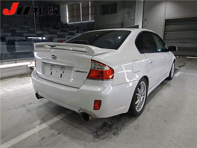SUBARU LEGACY B4