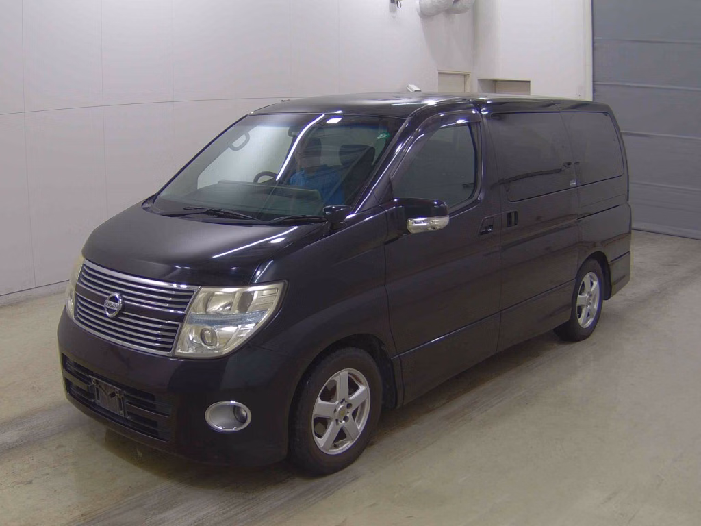 NISSAN ELGRAND