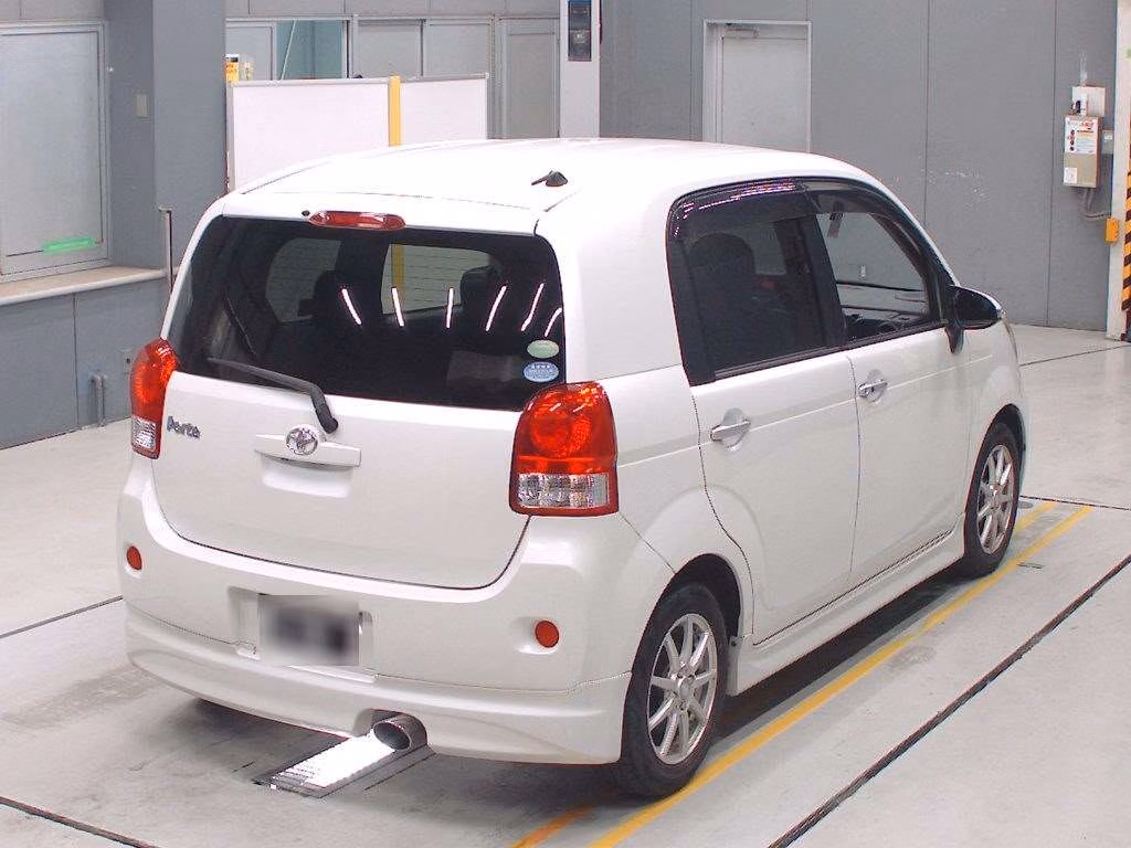 TOYOTA PORTE
