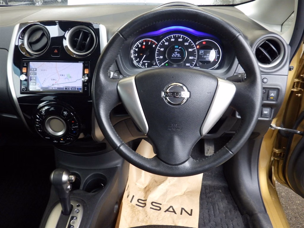 NISSAN NOTE