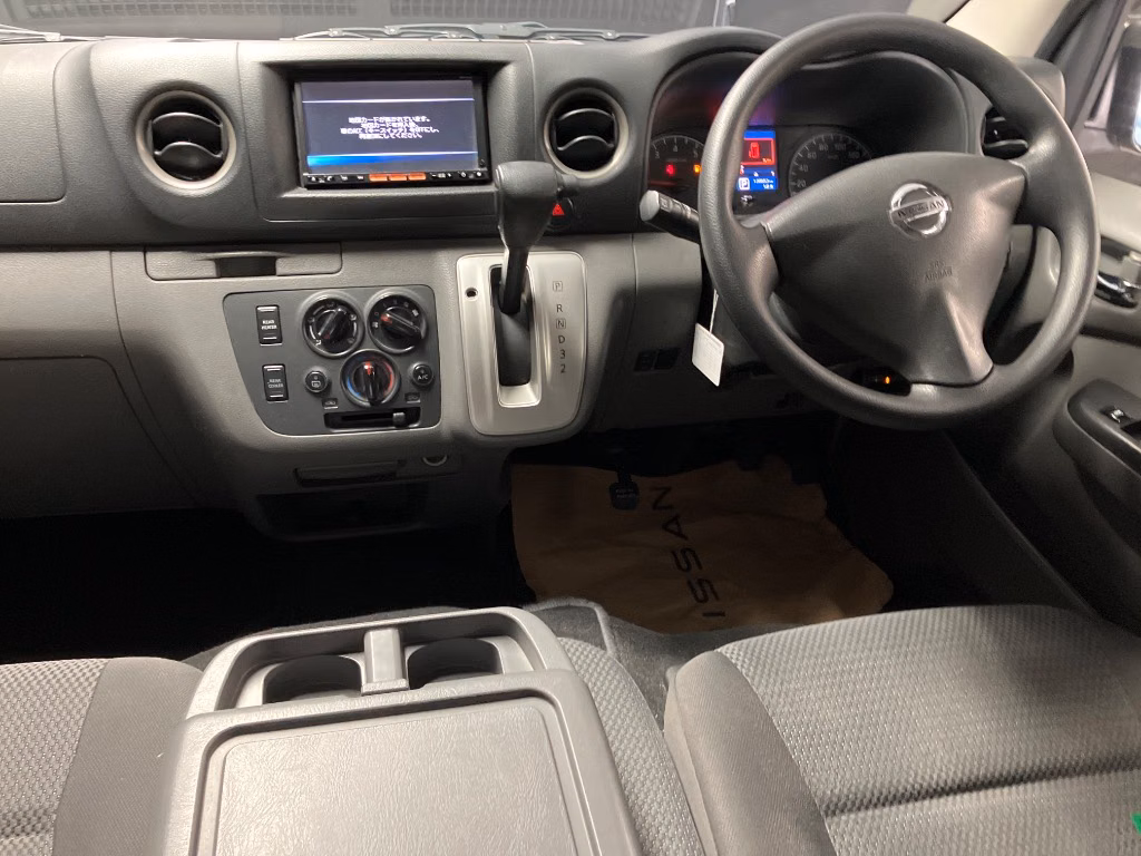 NISSAN NV350 CARAVAN