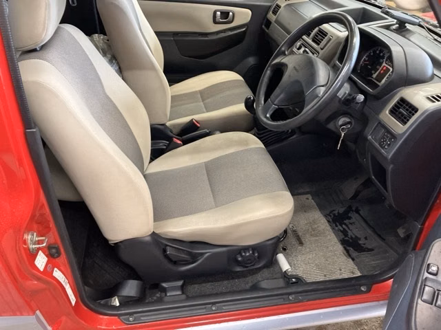 MITSUBISHI PAJERO MINI