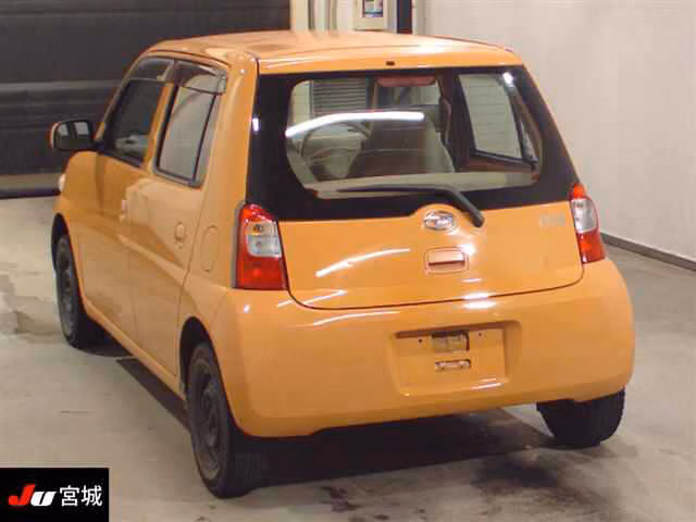 DAIHATSU ESSE