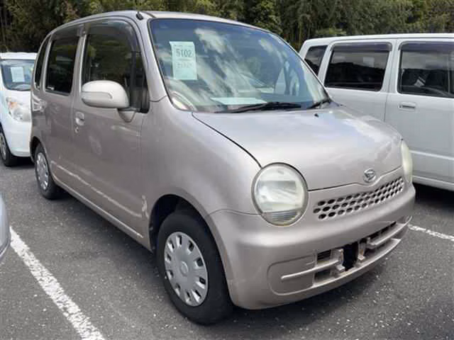 DAIHATSU MOVE LATTE
