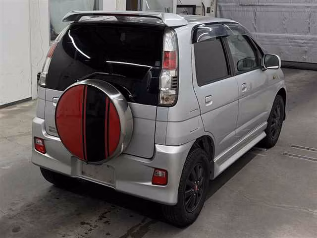 DAIHATSU TERIOS KID