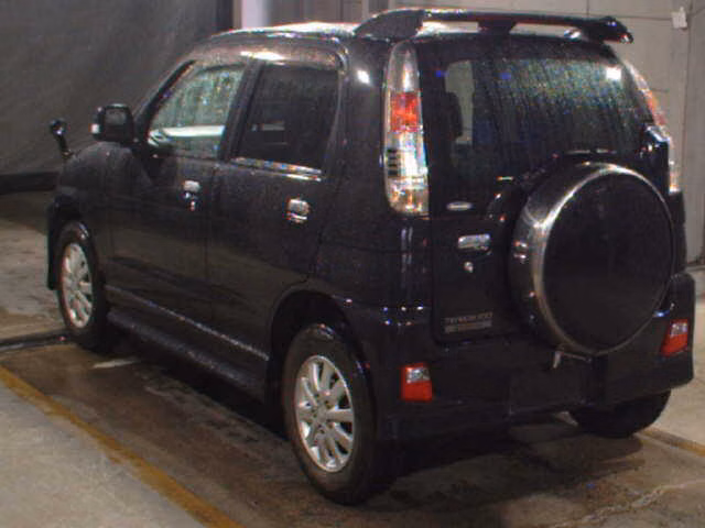 DAIHATSU TERIOS KID