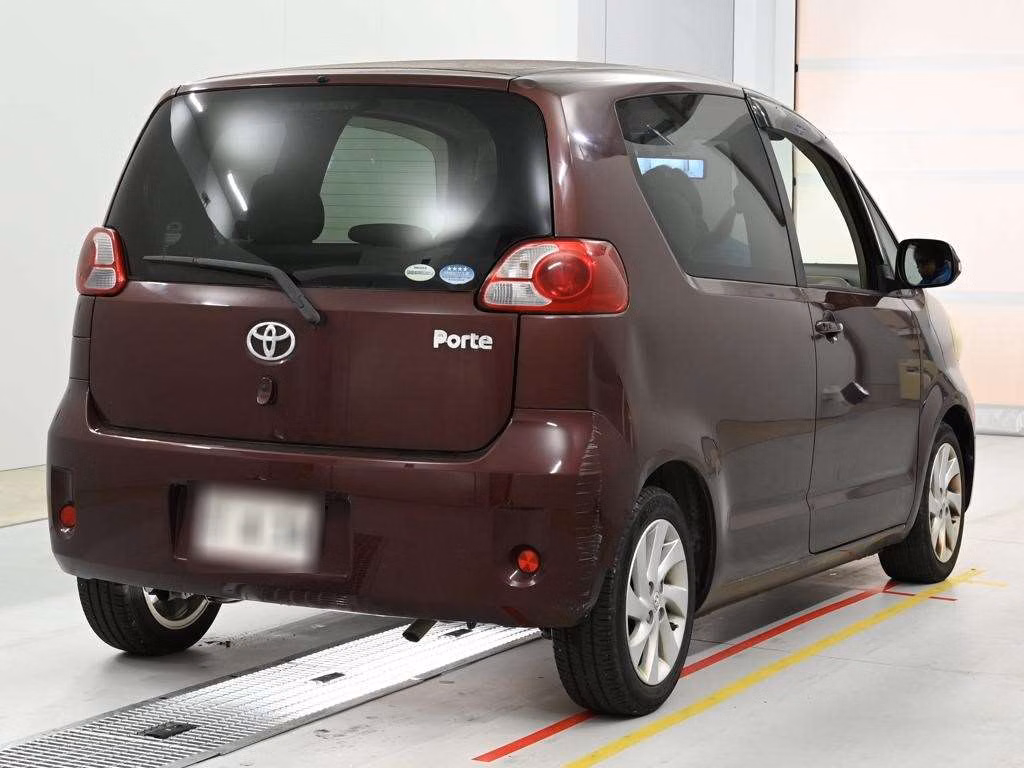 TOYOTA PORTE