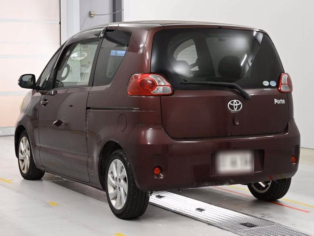 TOYOTA PORTE