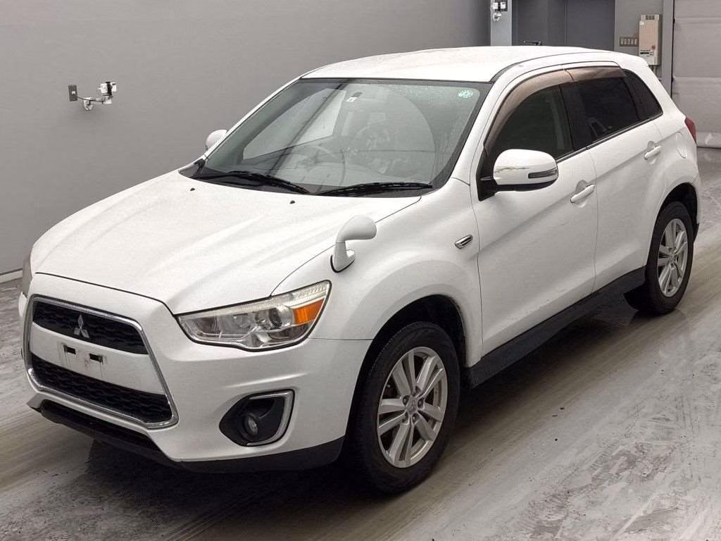 MITSUBISHI RVR