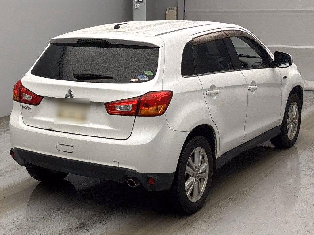 MITSUBISHI RVR