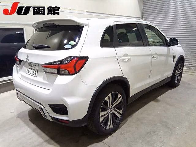 MITSUBISHI RVR