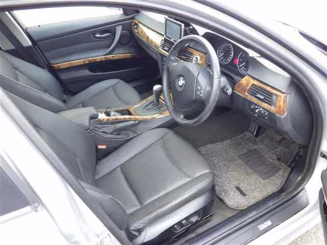 BMW 3-SERIES