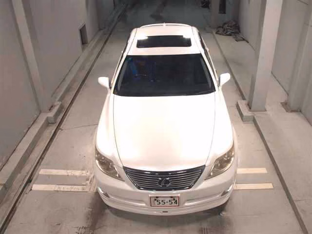 LEXUS LS460