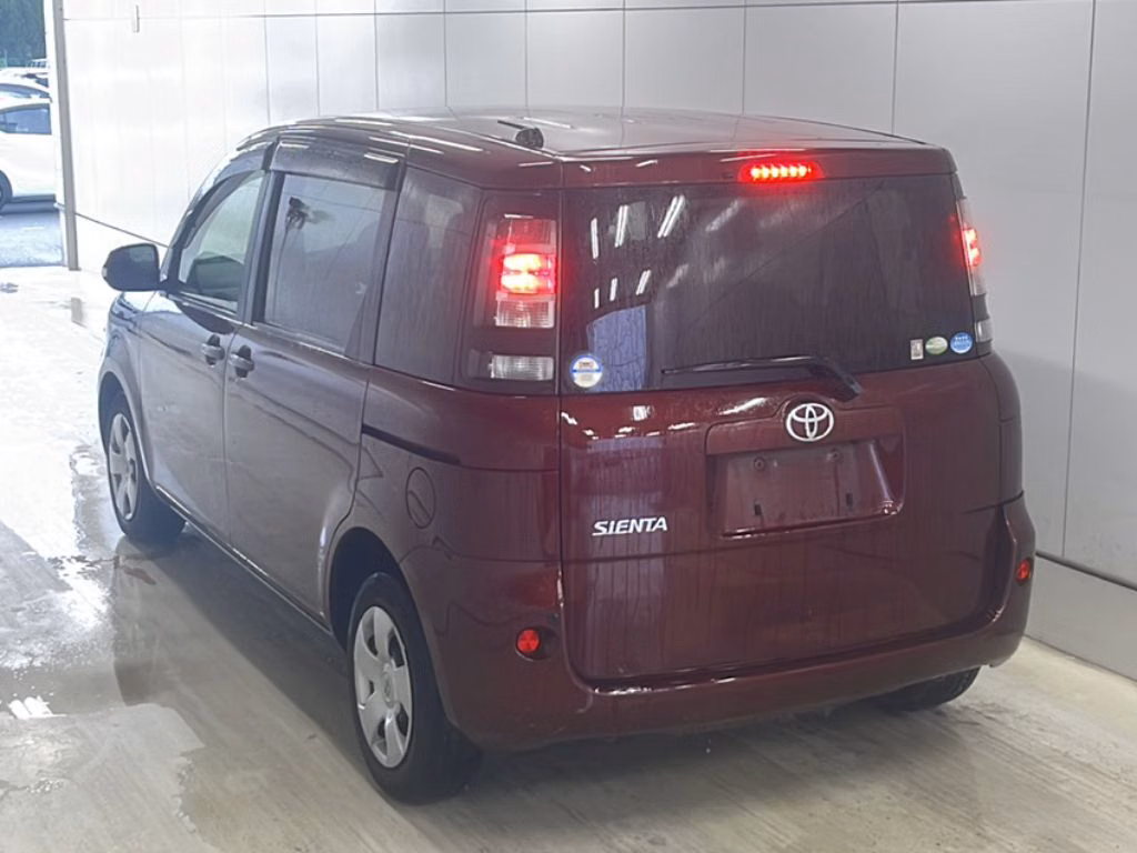 TOYOTA SIENTA