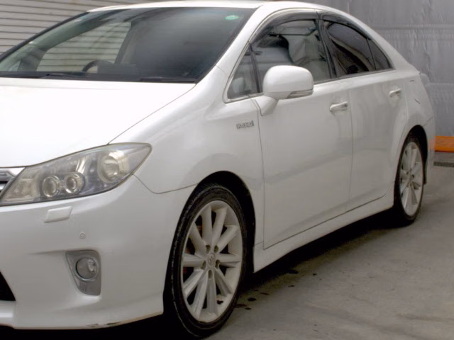TOYOTA SAI