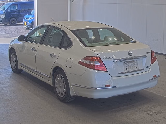 NISSAN TEANA