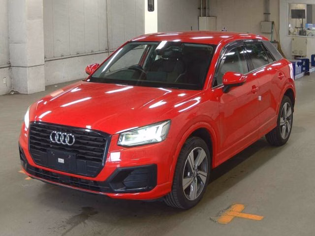 AUDI Q2