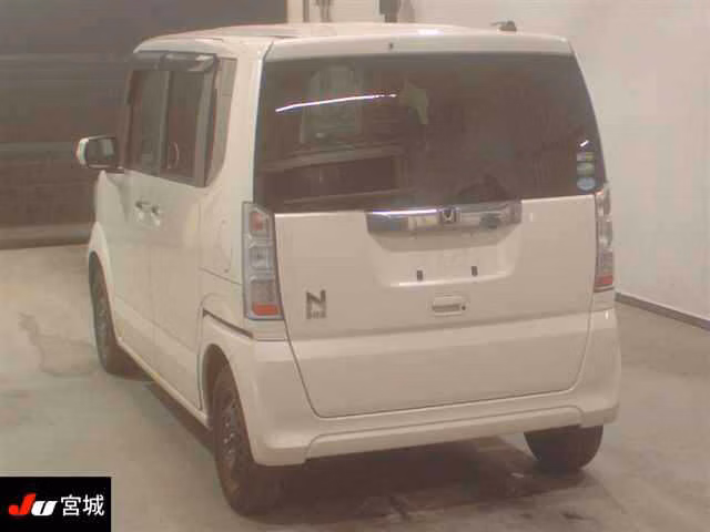 HONDA N-BOX