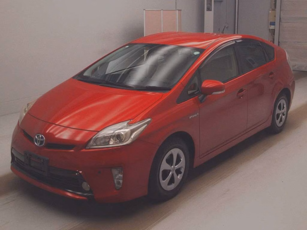 TOYOTA PRIUS