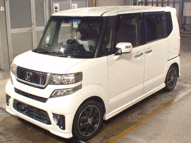 HONDA N-BOX