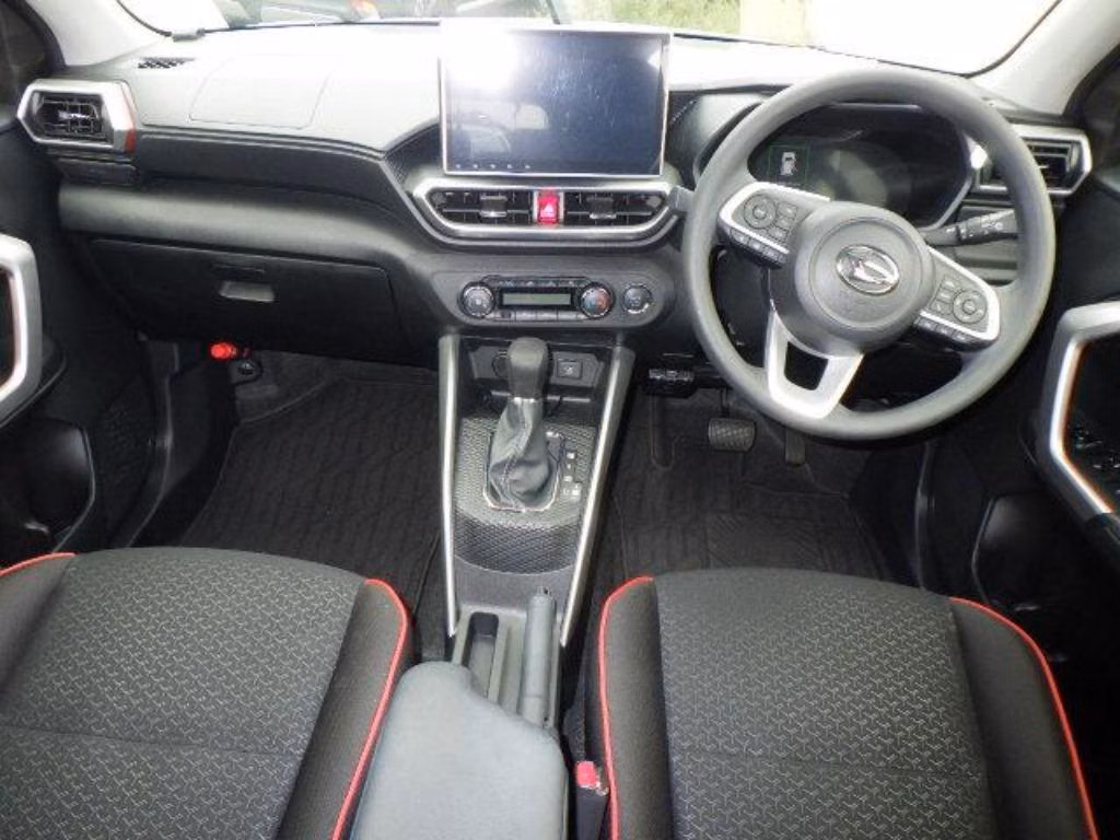 DAIHATSU ROCKY