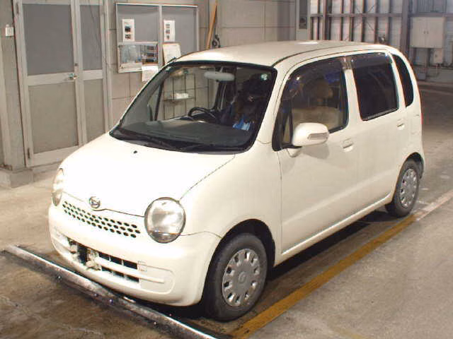 DAIHATSU MOVE LATTE