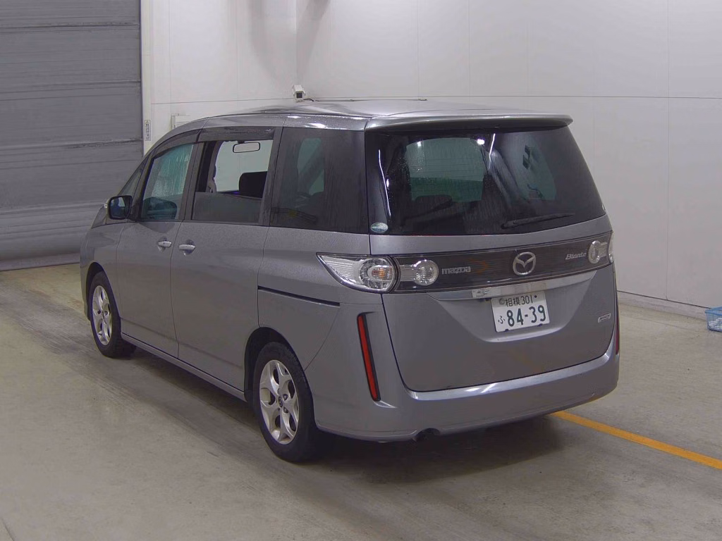 MAZDA BIANTE