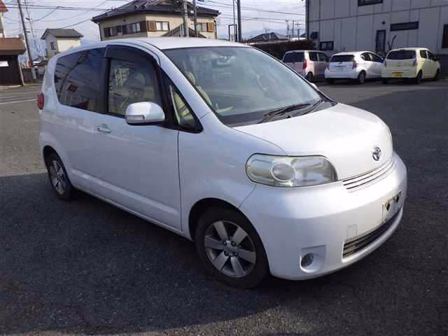 TOYOTA PORTE