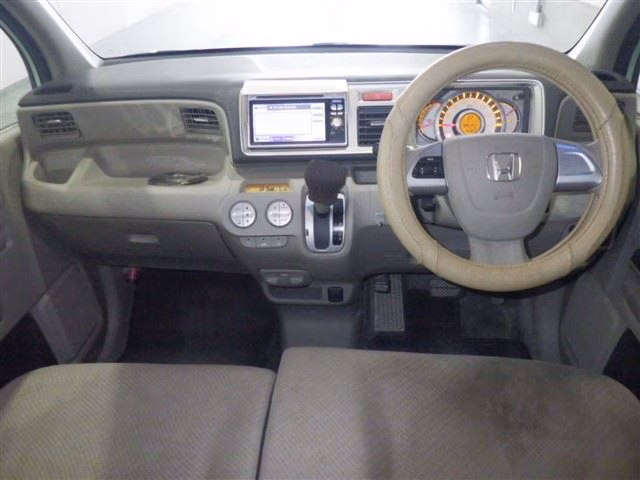 HONDA LIFE