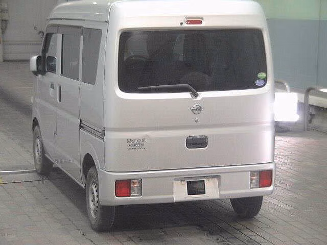 NISSAN NV100 CLIPPER