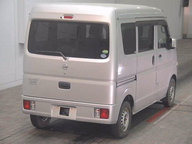 NISSAN NV100 CLIPPER