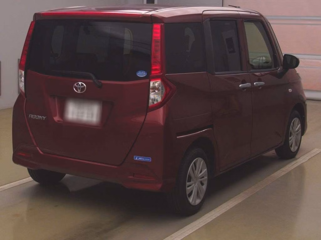 TOYOTA ROOMY