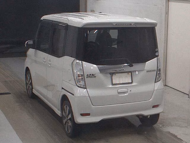 MITSUBISHI EK SPACE