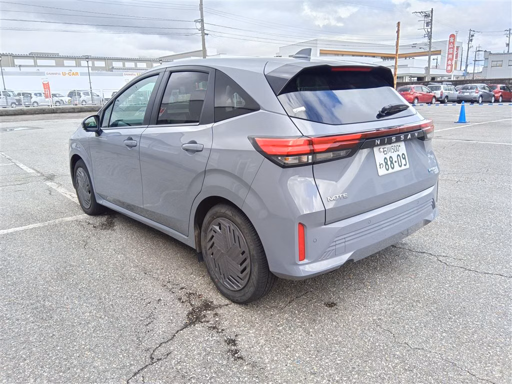 NISSAN NOTE