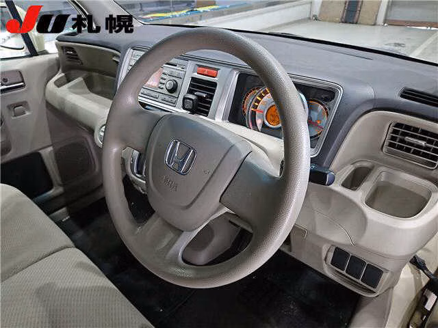 HONDA LIFE