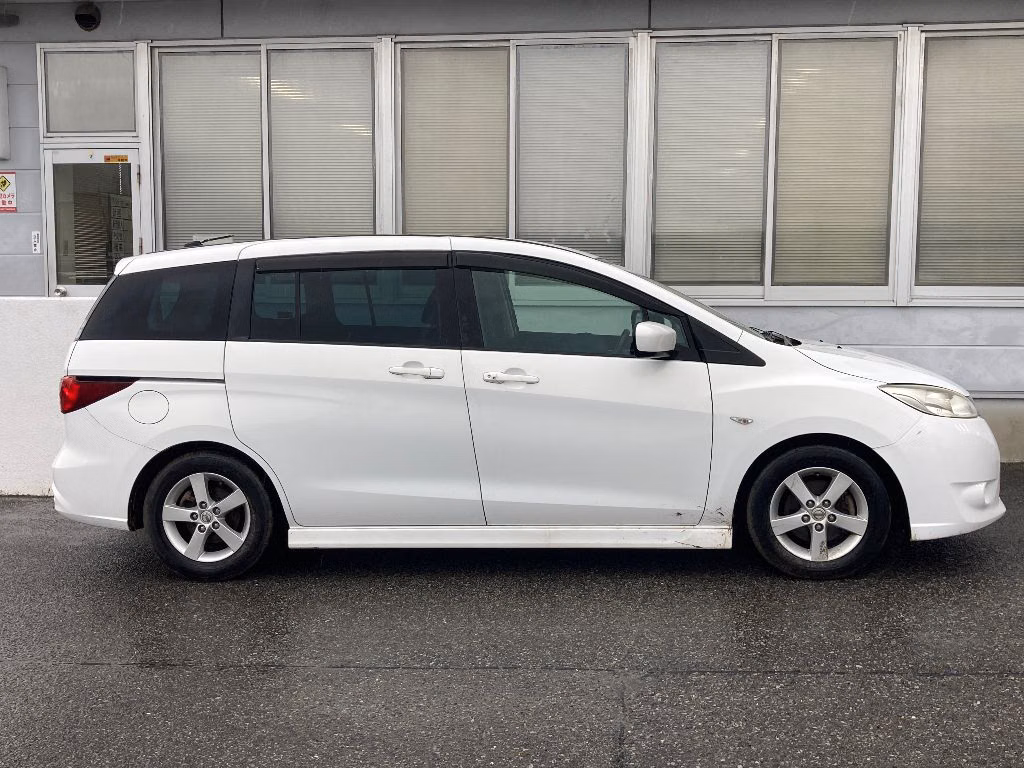 NISSAN LAFESTA