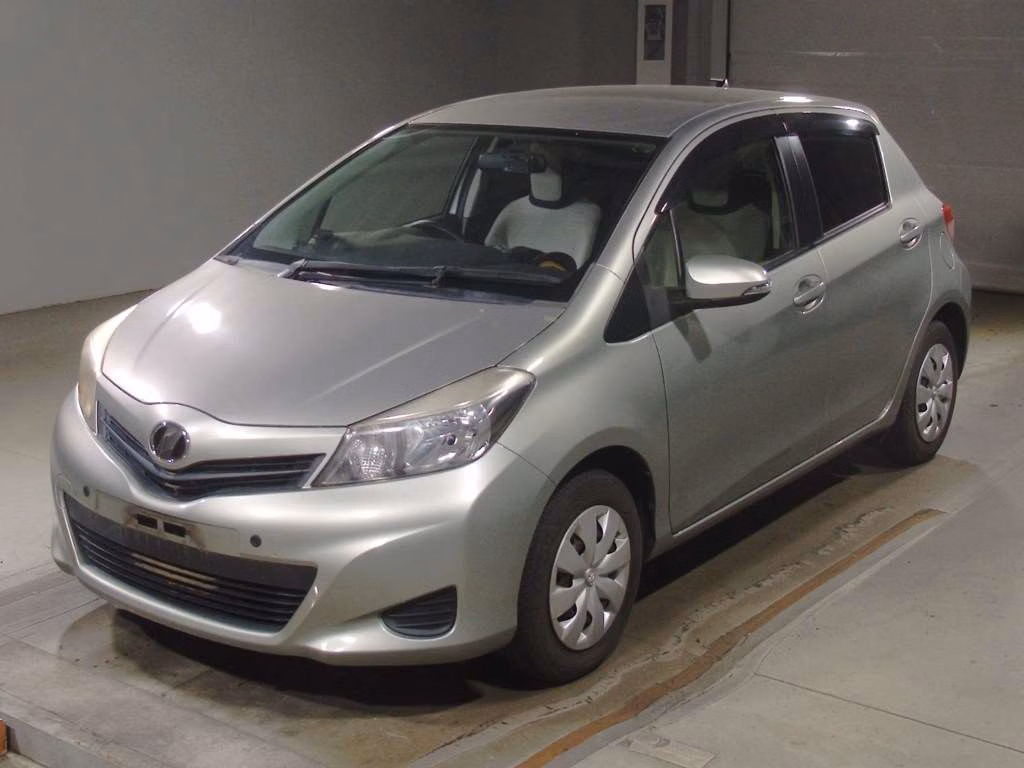 TOYOTA VITZ