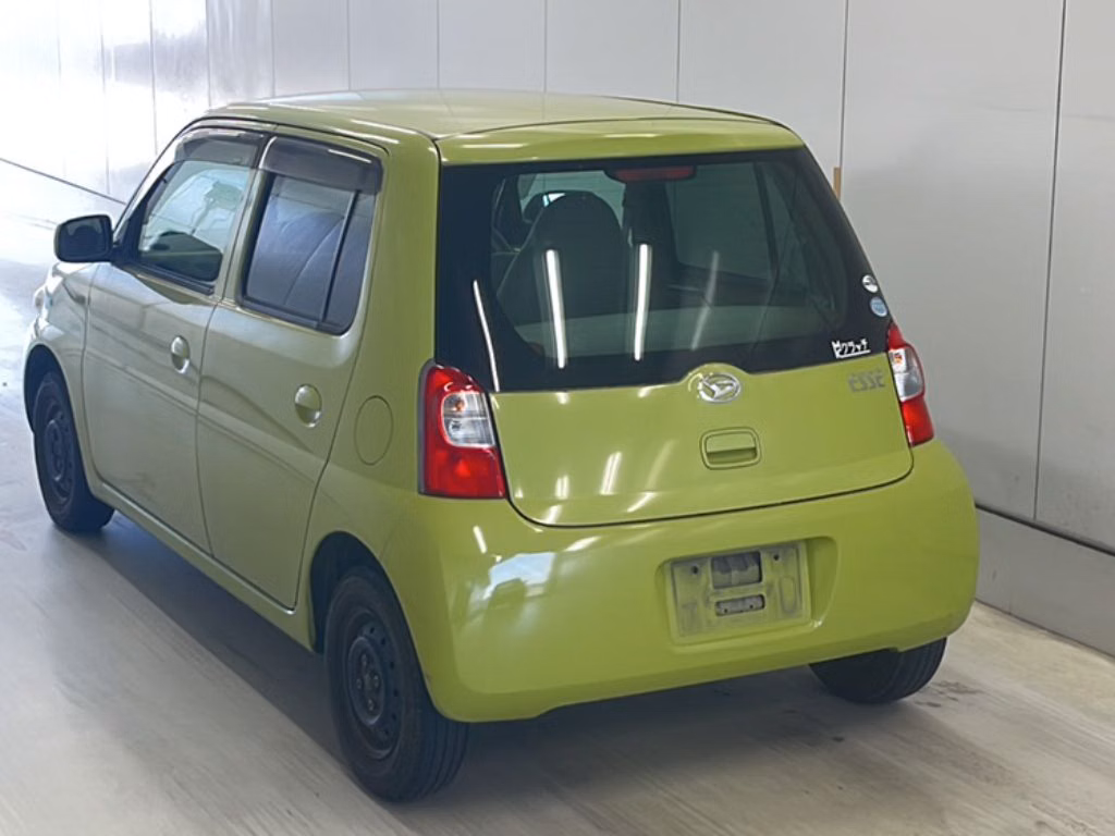 DAIHATSU ESSE