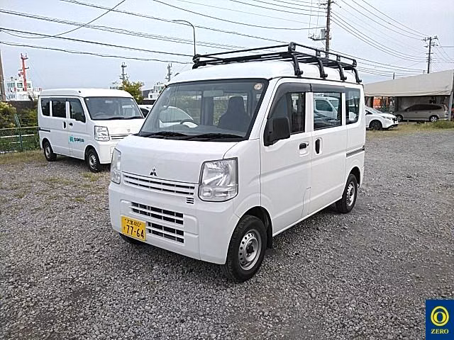 MITSUBISHI MINICAB